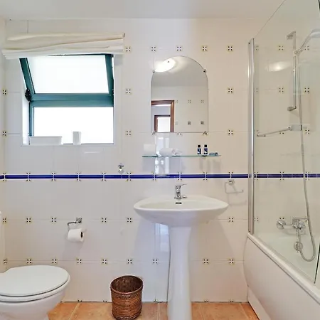 Willa Algarve Country With Pool By Homing